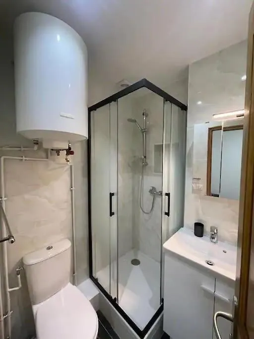 Paris 2024 Olympics 3-4 Persons Apartment 0*,